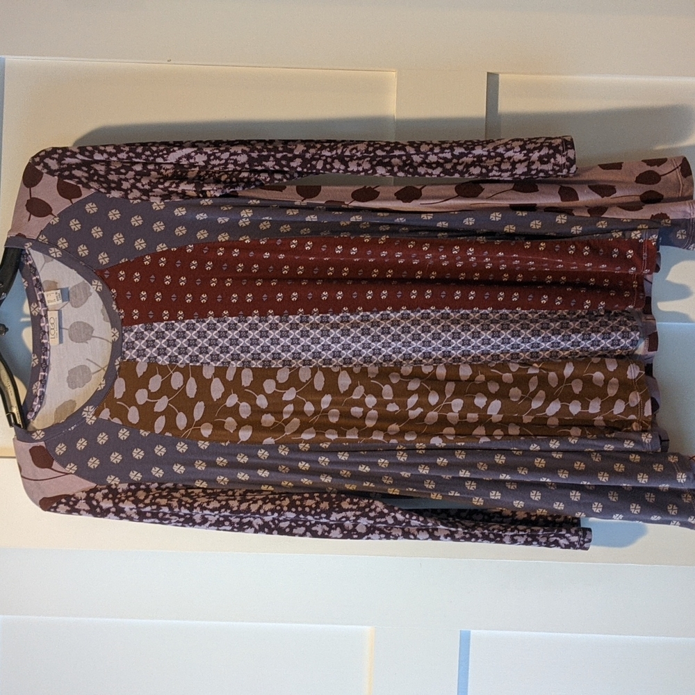 Logo XS long sleeve patchwork shirt shark bite hem w pockets